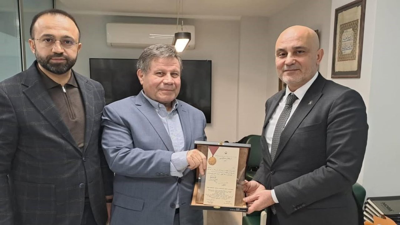 Başkan Gül’den Büyükşehir Gazeteciler Cemiyeti’ne ziyaret