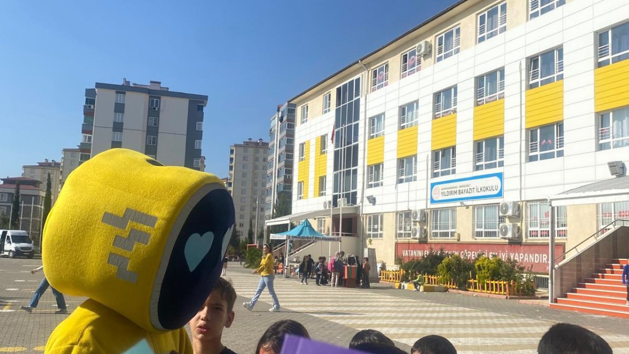 Kahramanmaraşlı Öğrencilere Ekranı Bırak Kitaba Bak Çağrısı