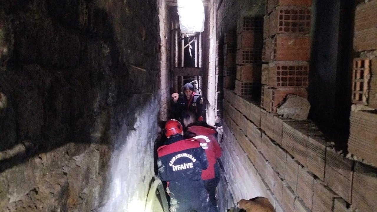 Açık mazgaldan havalandırma boşluğuna düşen çocuk yaralandı