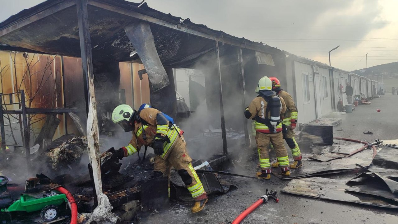 Kahramanmaraş’ta konteyner yangını korkuttu