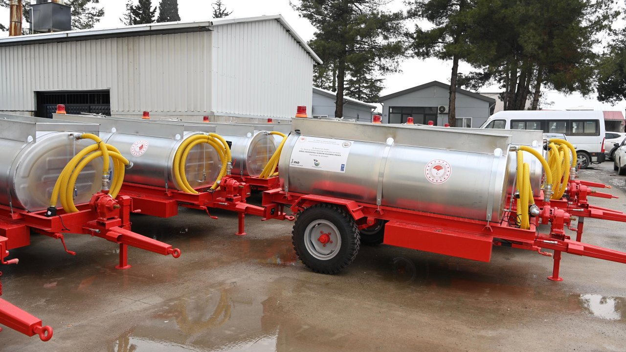 Kahramanmaraşlı Çiftçilere İş Makinesi Desteği