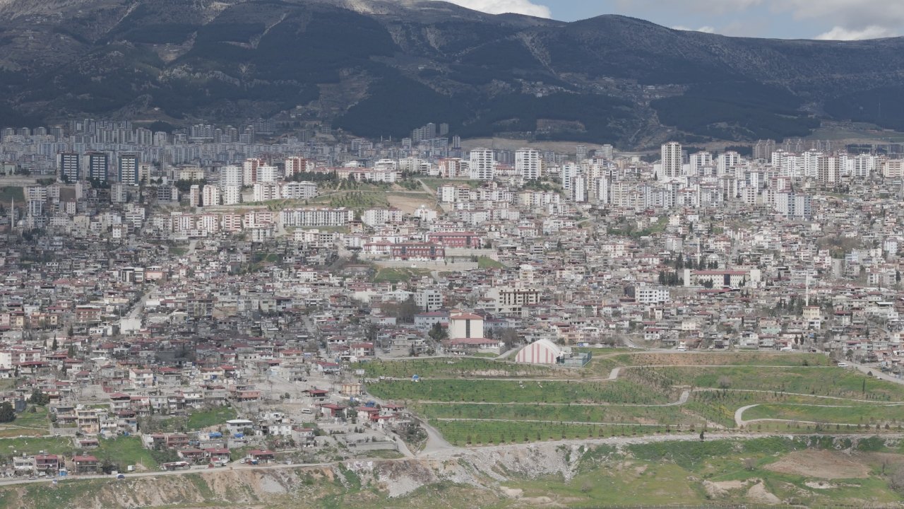 Başkan Toptaş Onikişubat’ın güvenli geleceğini inşa ediyor