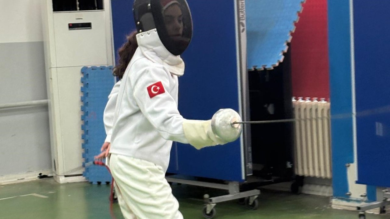 SANKO Okulları Eskrimde Kürsüyü Kapatmadı Tam 17 Madalya