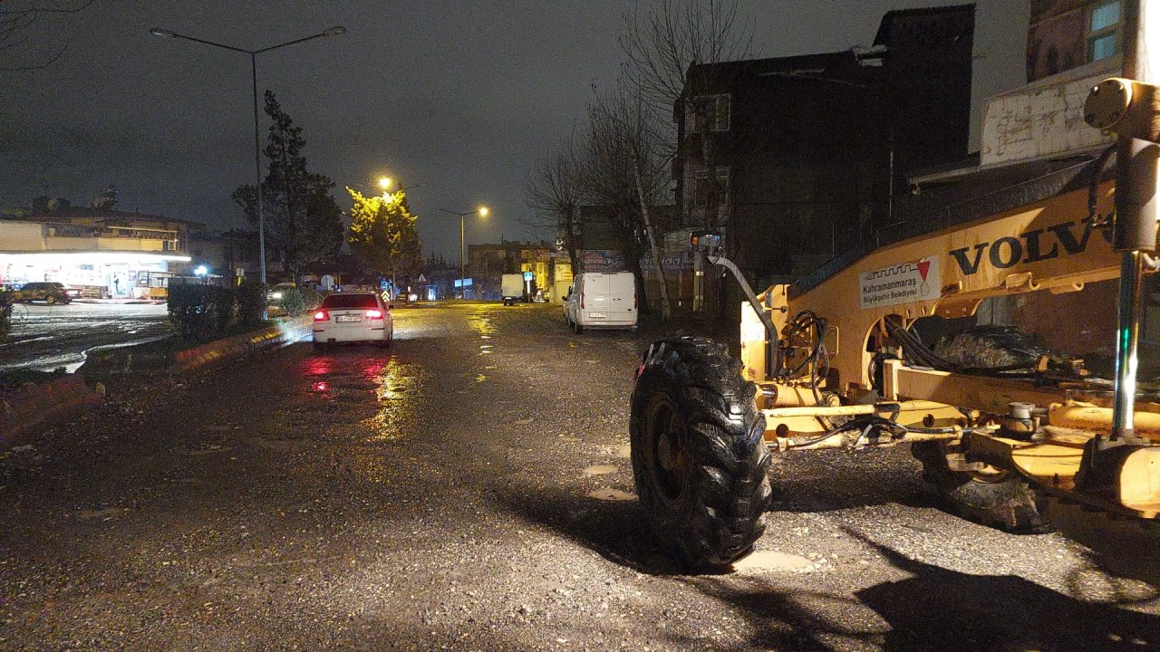 Büyükşehir’den Gece Seferberliği
