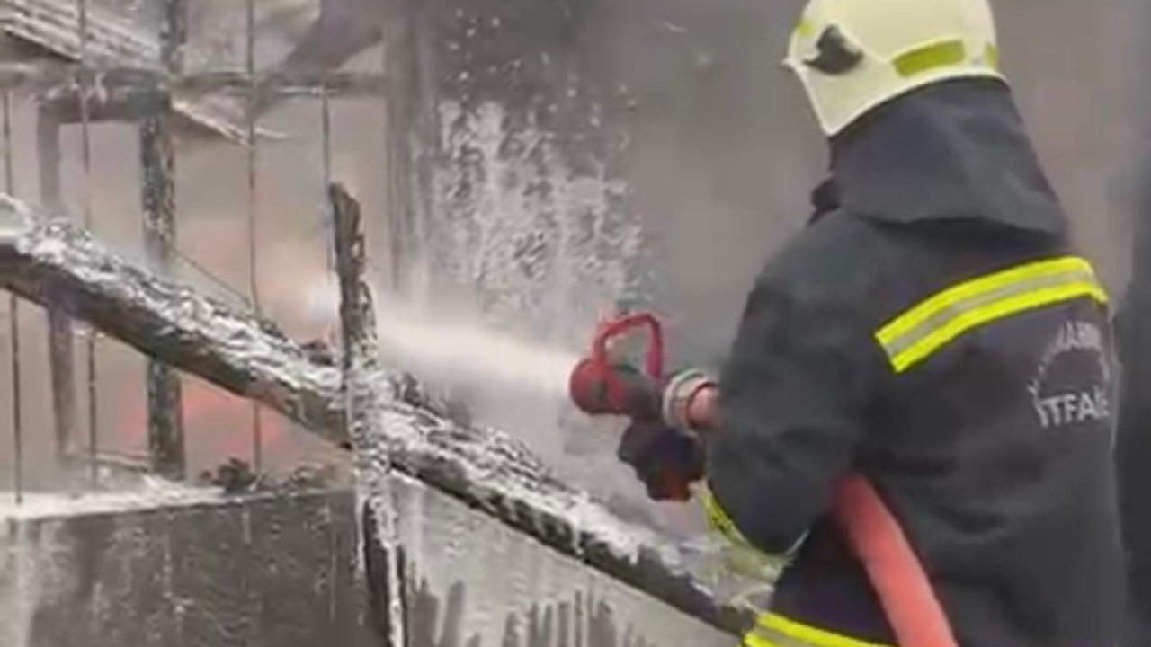 Kahramanmaraş’ta ahır yangını