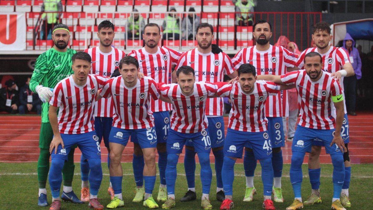 Liderlik En Çok Akedaş İstiklal Spor’a Yakıştı: 4-1