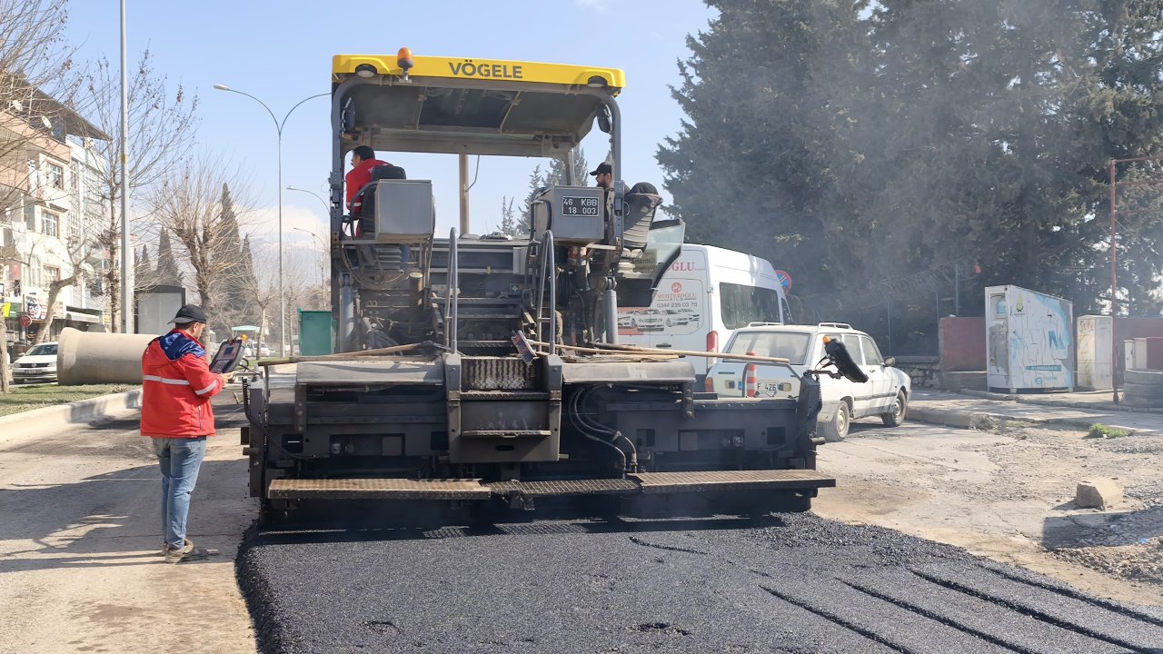 Büyükşehir Altyapı Sonrası Yol Yenilemelerini Durmaksızın Sürdürüyor