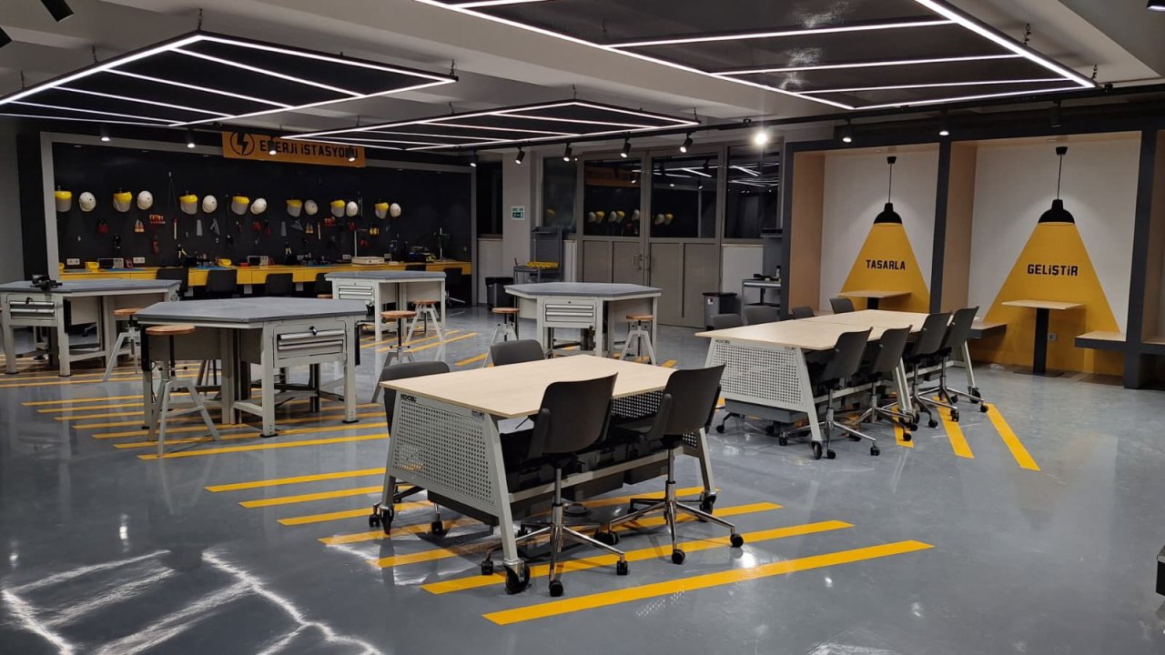 KSÜ’de 30 Milyon TL’lik Milli Teknoloji Atölyesi Gençlerin Hizmetine Açıldı