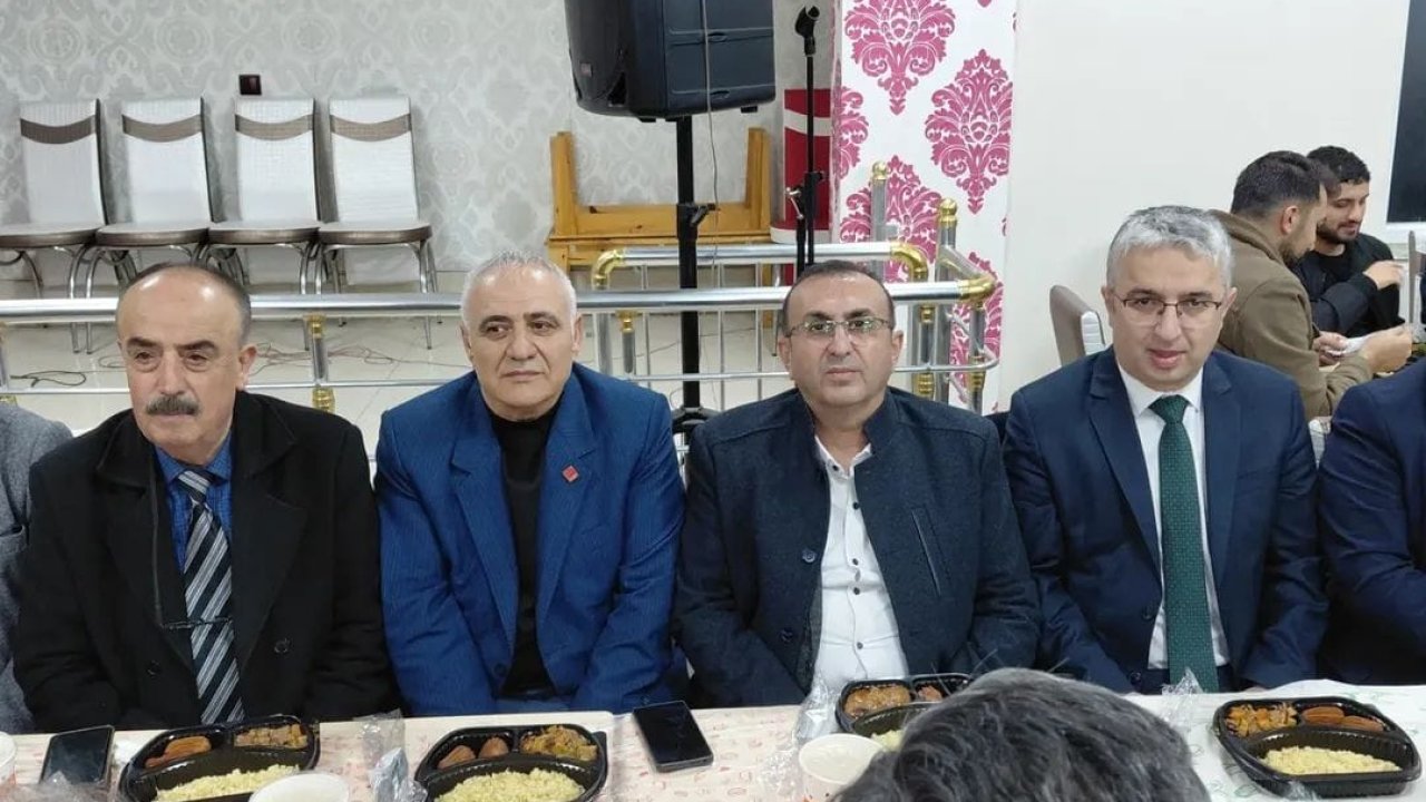 Ünal Ate Höyüklü Mahallesi’nde Vatandaşlarla İftar Sofrasında Buluştu