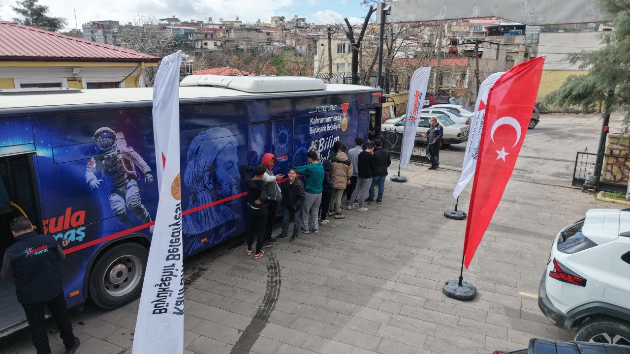 Pusula Maraş’ın Gezen Bilim Merkezi Yeni Misafirlerini Ağırladı