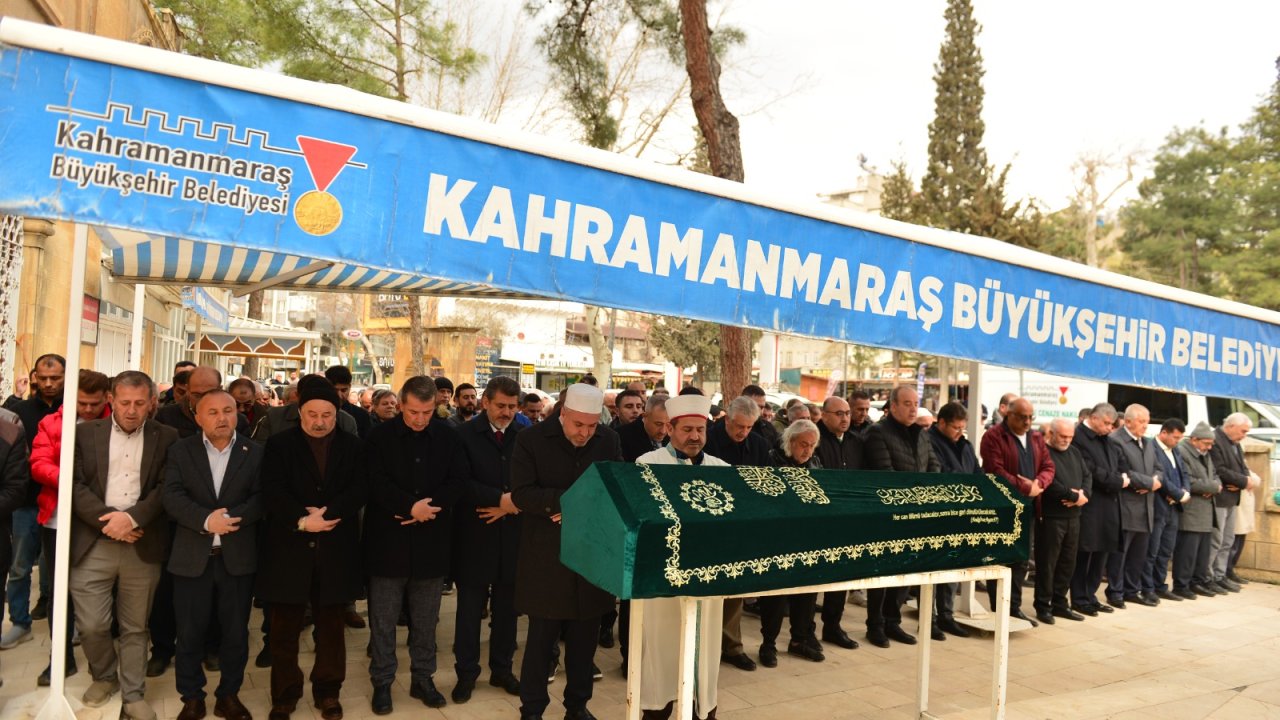 Yüzbaşıoğlu ailesinin acı kaybı: Şaziye Yüzbaşıoğlu son yolculuğuna uğurlandı