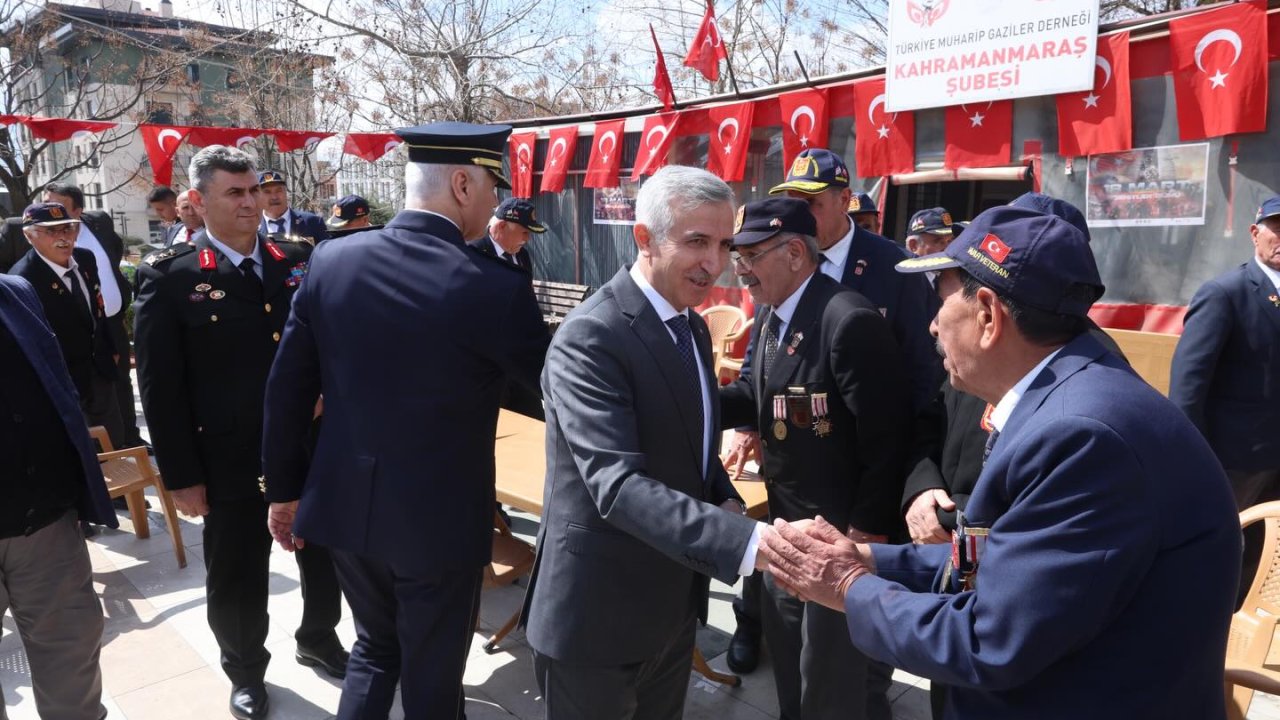 Kahramanmaraş’ta Protokol ve Vatandaşlar Bayramlaşma Töreninde Buluştu