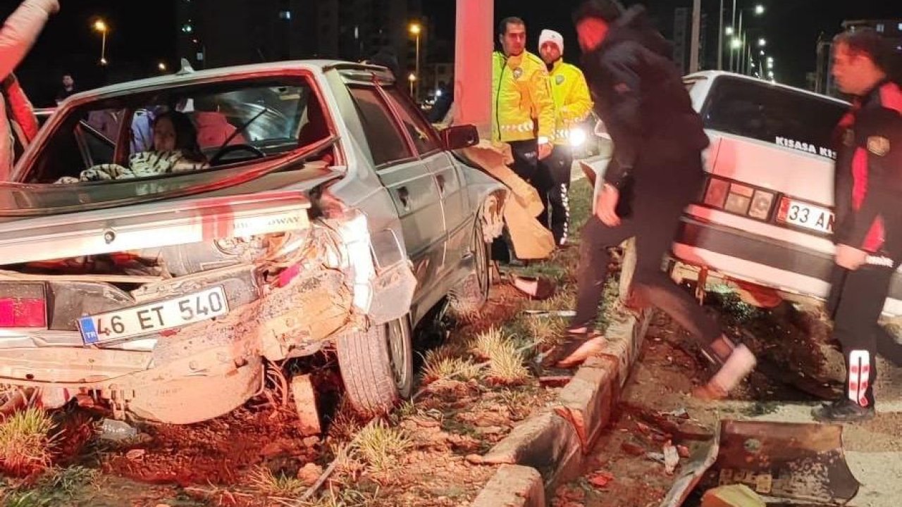 Elbistan’da iki otomobil çarpıştı: 3 Yaralı