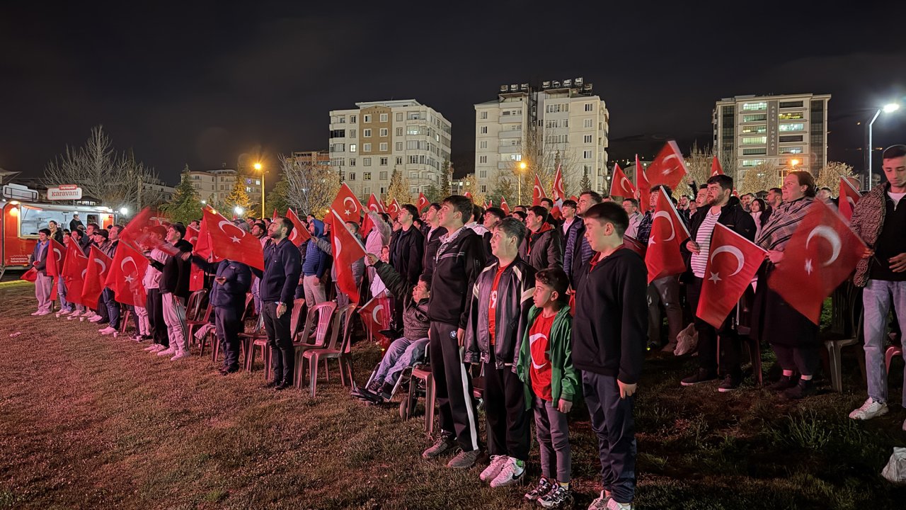 Dev Ekranda Milli Coşku Kahramanmaraş’ta Dünya Kupası Sevinci