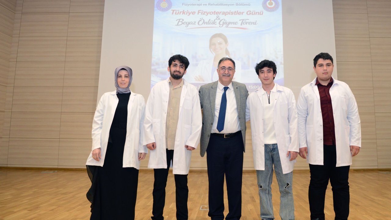 KSÜ’de Fizyoterapist Adayları Beyaz Önlüklerini Törenle Giydi