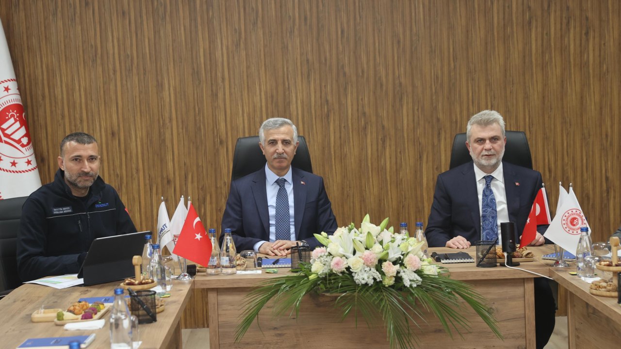 Başkan Görgel Şehrimizde  İhya ve İnşa Süreci Kararlılıkla Sürüyor