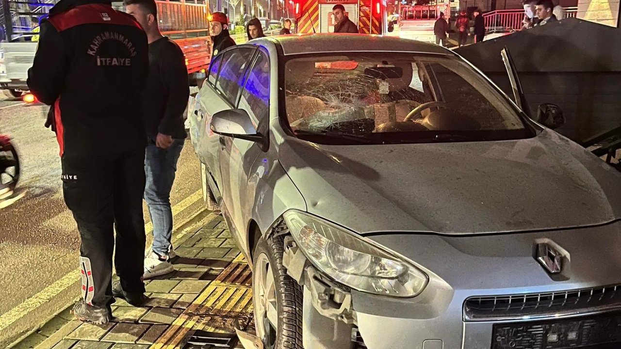 Kahramanmaraş’ta otomobil ile hafif ticari araç çarpıştı