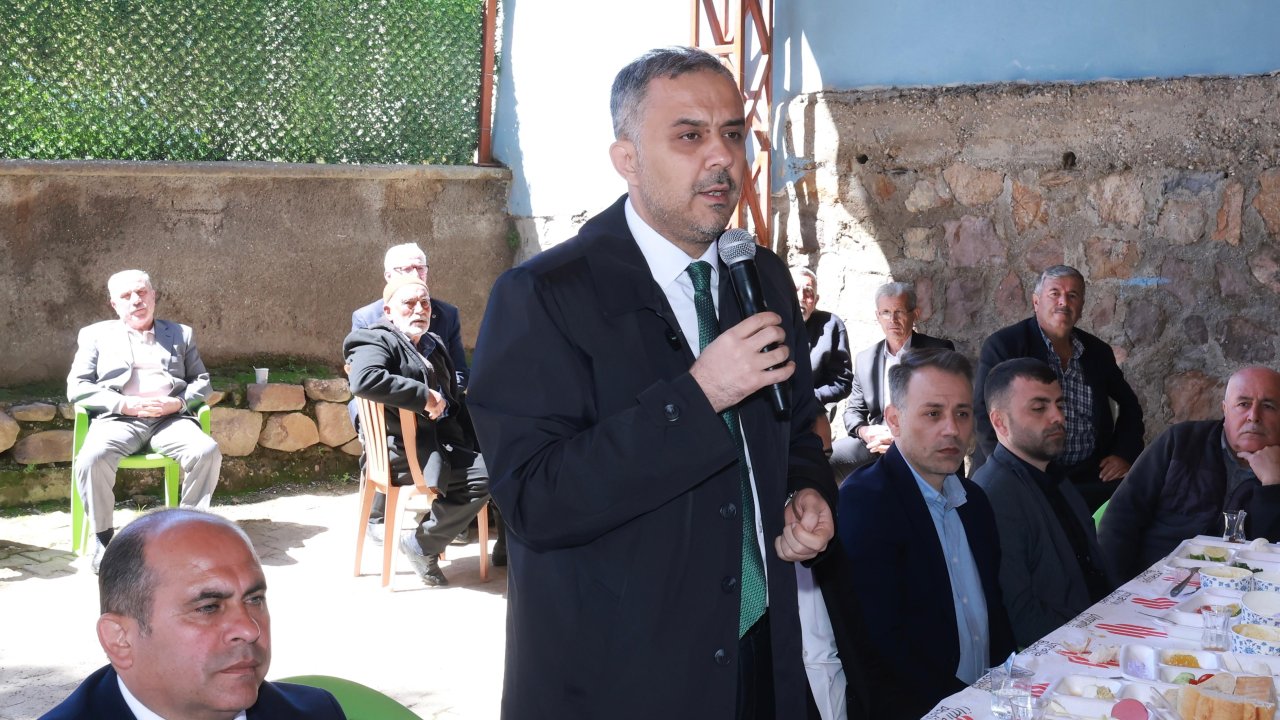 Başkan Toptaş Mahallelerden gelen her talep yol haritamızdır