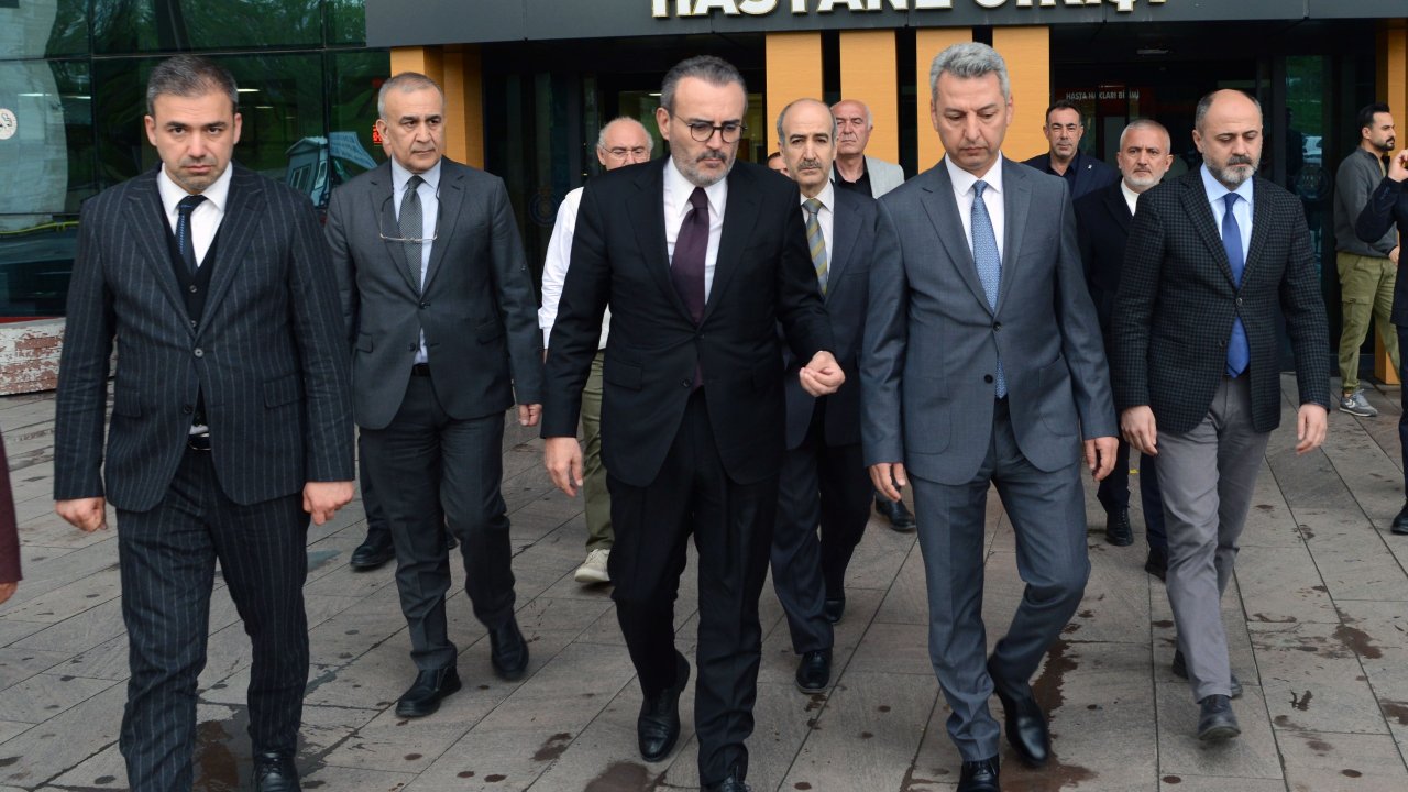 64. Dönem Kültür ve Turizm Bakanı Mahir Ünal, Yaralanan Öğrencileri Hastanede Ziyaret Etti