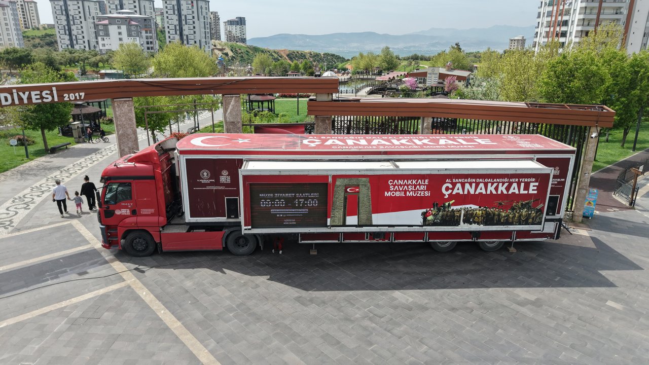 Çanakkale Savaşları Mobil Müzesi, Kahramanmaraş’ta ziyaretçilerini ağırlıyor
