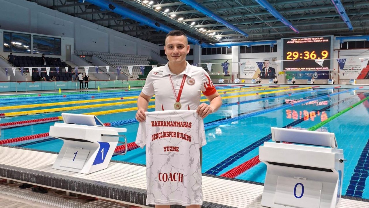 Kahramanmaraşlı yüzücü Doğukan Demir Türkiye şampiyonu oldu