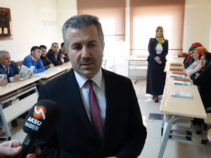 Vazifemi yapıyorum, dinimi öğreniyorum