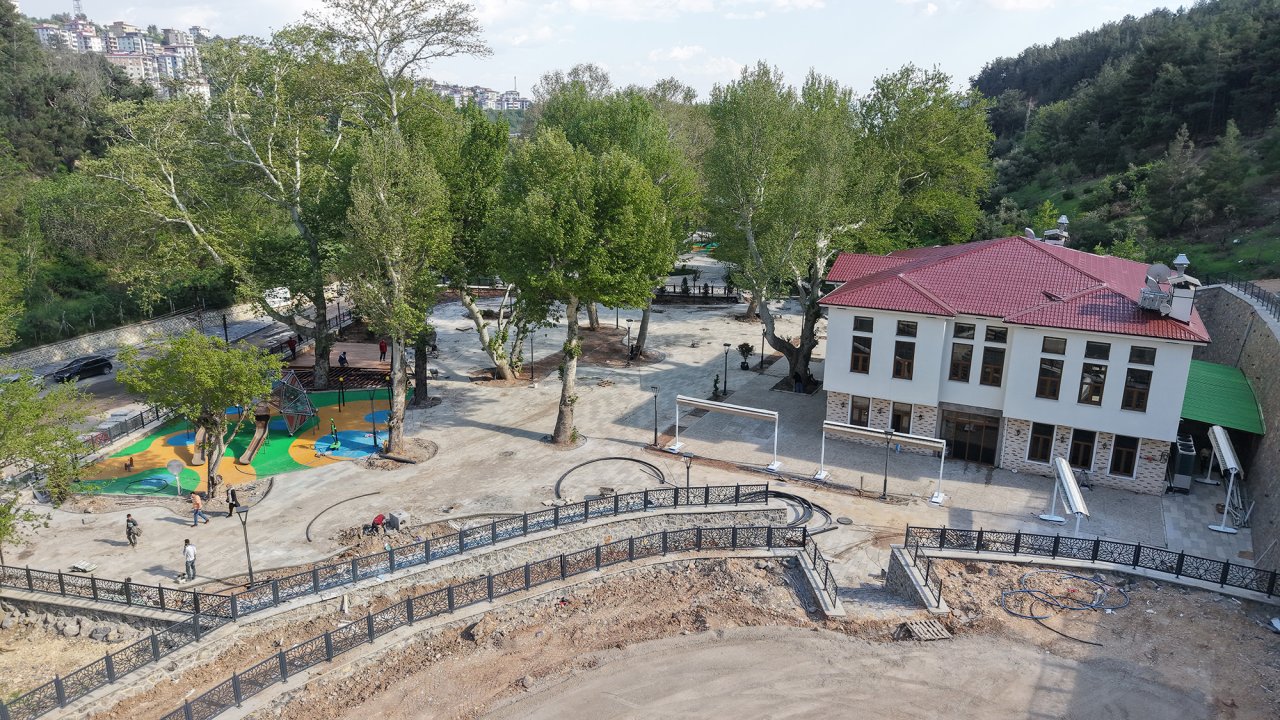 Çınaraltı Sosyal Tesisleri Açılış İçin Gün Sayıyor