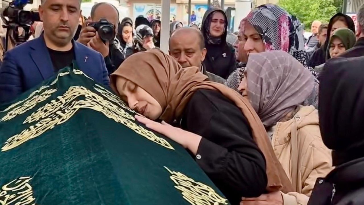 Almina Ağaoğlu son yolculuğuna uğurlandı