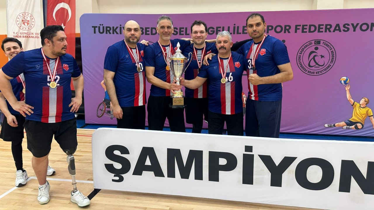 Büyükşehir’in Oturarak Voleybol Takımı Süper Lig’de Namağlup Şampiyon Oldu