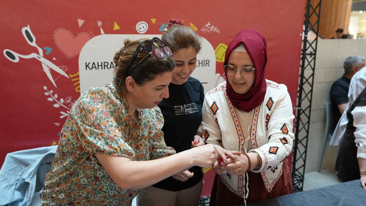 Büyükşehir’in Atölyesinde Sevgi Şekil Aldı
