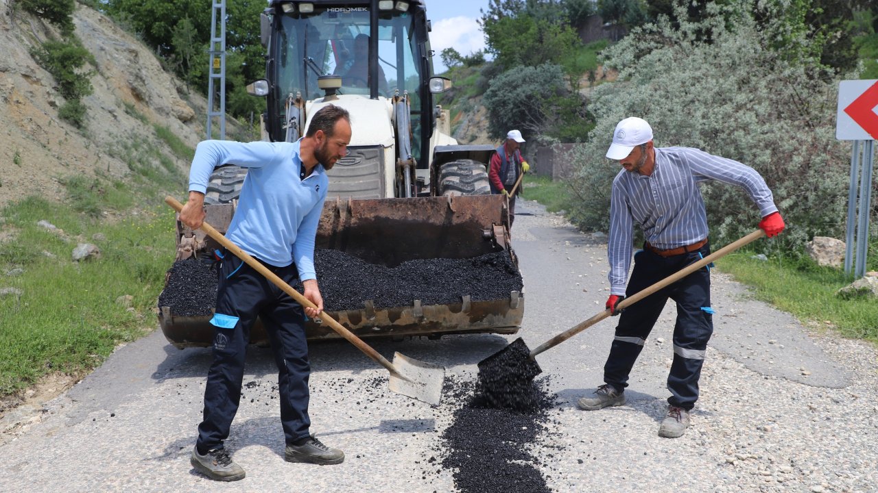 Dulkadiroğlu Belediyesi’nden Göllü Mahallesi’nde Asfalt Mesaisi