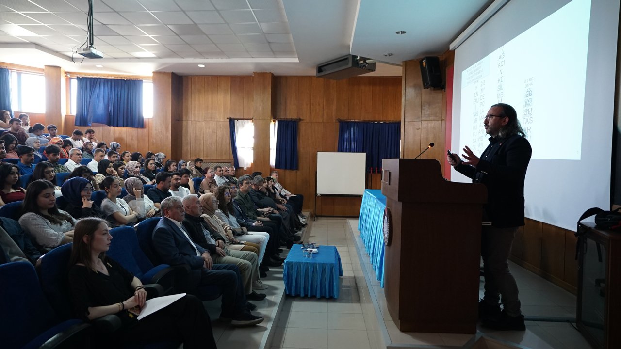 Büyükşehirden KSÜ Öğrencilerine Sıfır Atık ve İklim Değişikliği Semineri