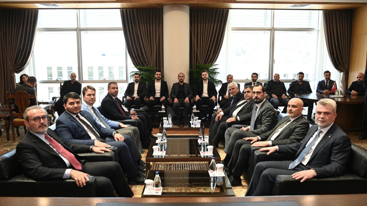 Başkan Görgel, Ak Parti Mkyk Üyesi Mahir Ünal’ı Ağırladı