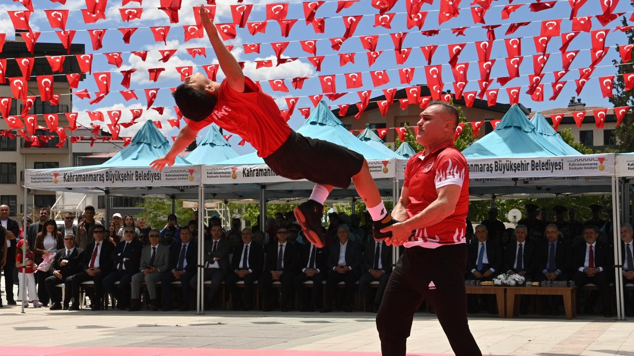 Kahramanmaraş’ta 19 Mayıs Coşkusu Milli İrade Meydanı’nda Yaşandı