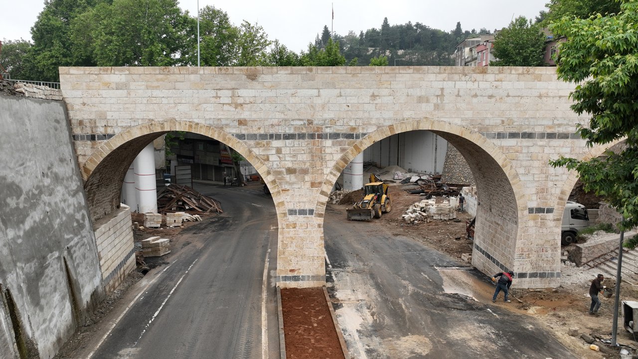 Tarihi Kanlıdere Köprüsü Yeniden Ayağa Kalkıyor
