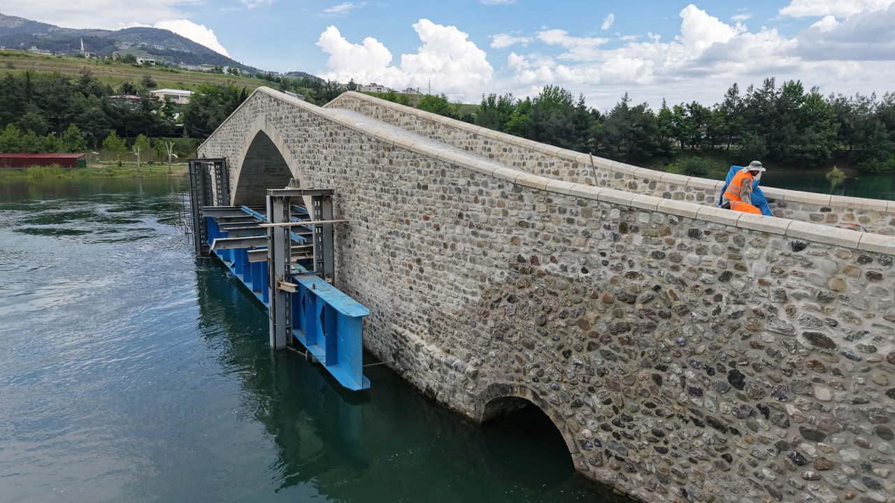 Asırlık Miras   Ceyhan Köprüsü’nde Restorasyonda Sona Yaklaşıldı