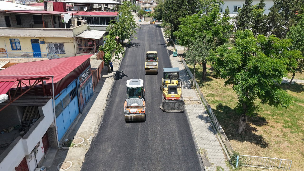 Büyükşehir’den Yavuz Selim Mahallesi’ne Sıcak Asfalt Atağı