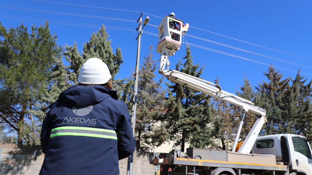 AKEDAŞ Ekipleri Kurban Bayramı Boyunca Sahada Olacak