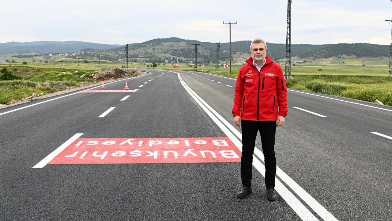Kahramanmaraş’ta Asfalt Seferberliği Tüm Hızıyla Devam Ediyor