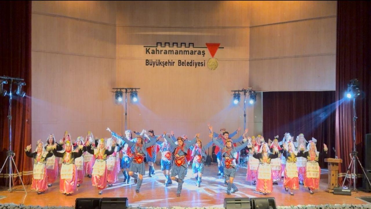 Kahramanmaraş'ta Öğretmenlerden Destansı Kültür Şöleni