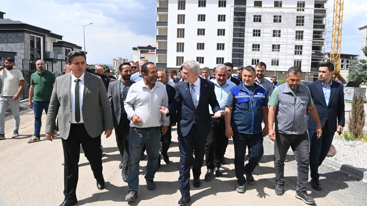 Başkan Görgel Elbistan’a 500 Milyon TL’lik Yol ve Altyapı Yatırımı Yapıyoruz