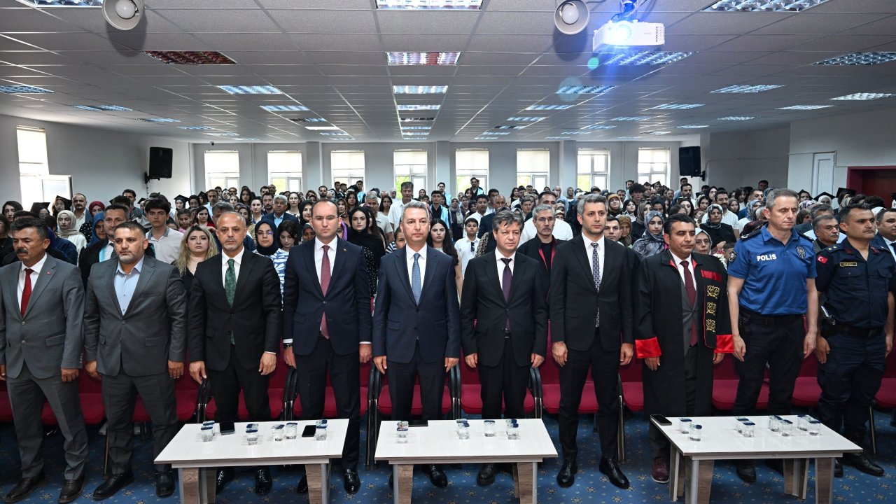 Afşin Sağlık Yüksekokulu’nda Mezuniyet Coşkusu
