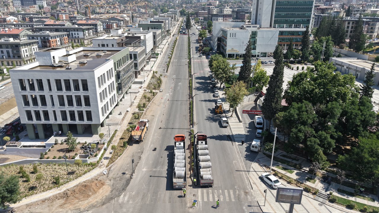 Azerbaycan Bulvarı’nda Altyapı Çalışması Başladı yol Trafiğe kapalı