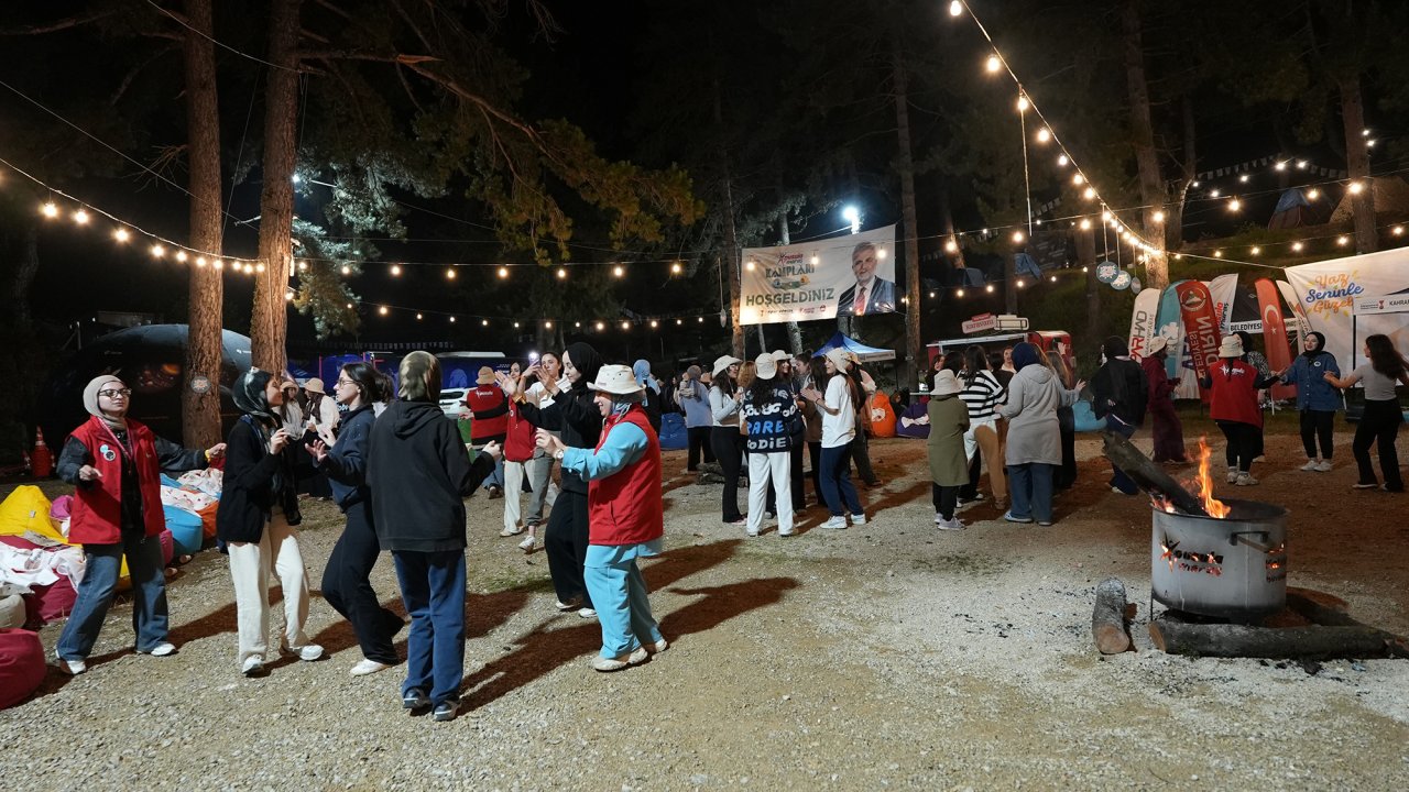 Pusula Maraş Kamplarında Gençler Gökyüzünü Keşfetti