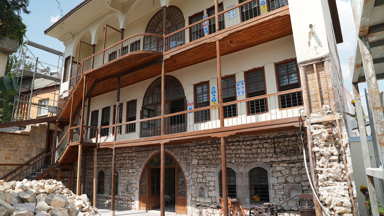 Kahramanmaraş’ta 2 Asırlık Kocabaş Konağı Yeniden Hayat Buluyor