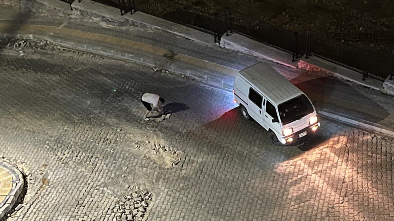 Kahramanmaraş’ta Yol Çukurunu Gördü Bana Ne Demedi