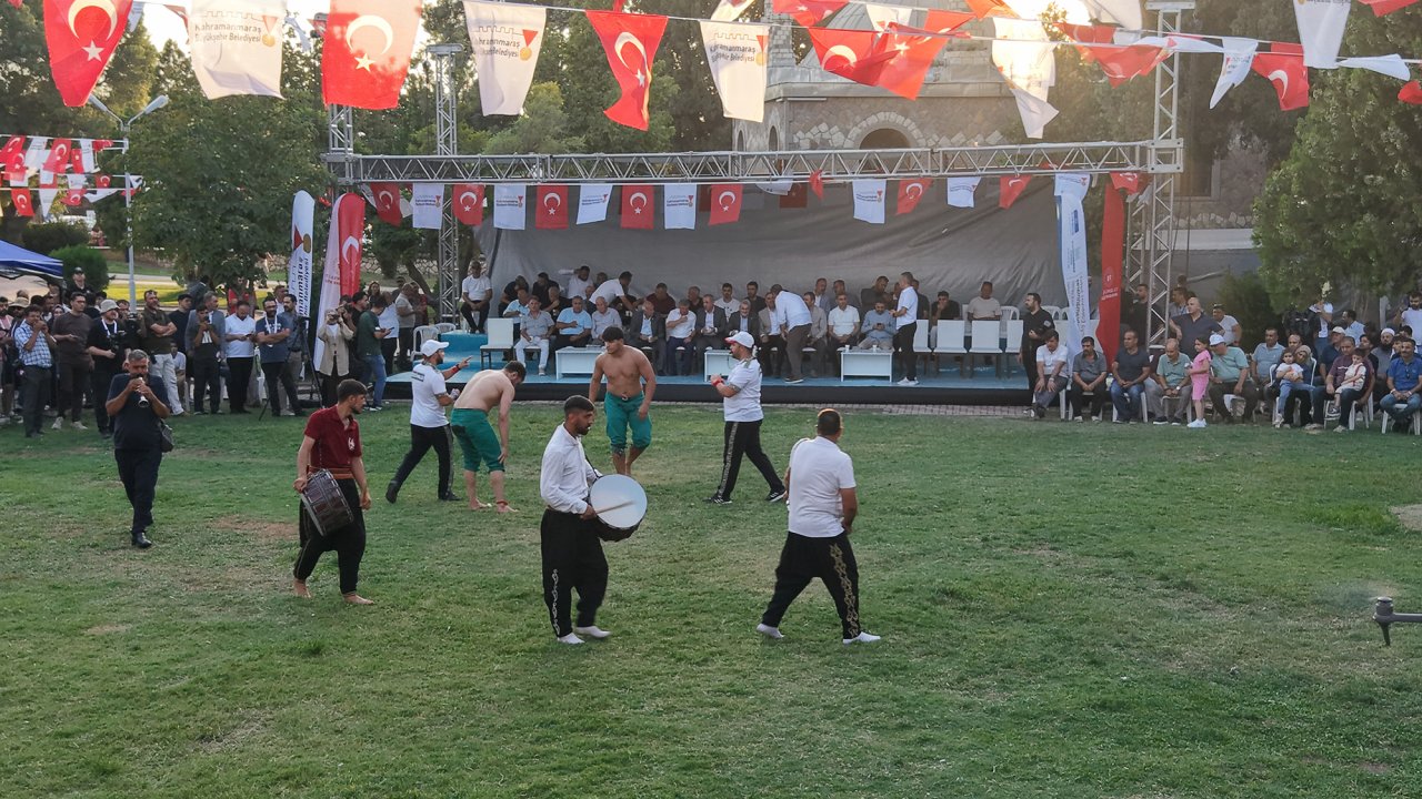 26 Yıllık Hasret Er Meydanında Sona Erdi Başpehlivan Doğan Uzun