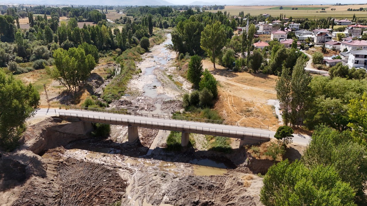 Elbistan’da 51 Yıllık Köprünün Yerine 15 Milyon TL’lik Yeni Köprü