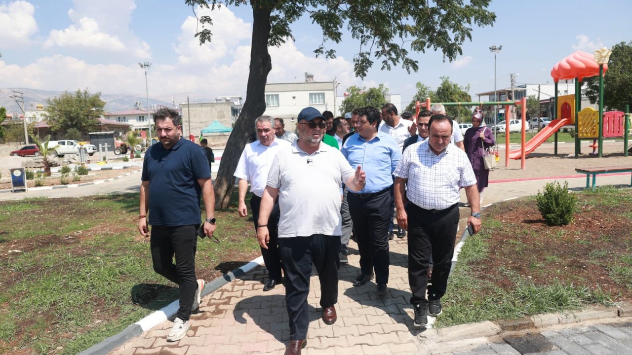 Başkan Akpınar Karaziyaret’te Prestij Sokak Çalışmalarını Yerinde İnceledi
