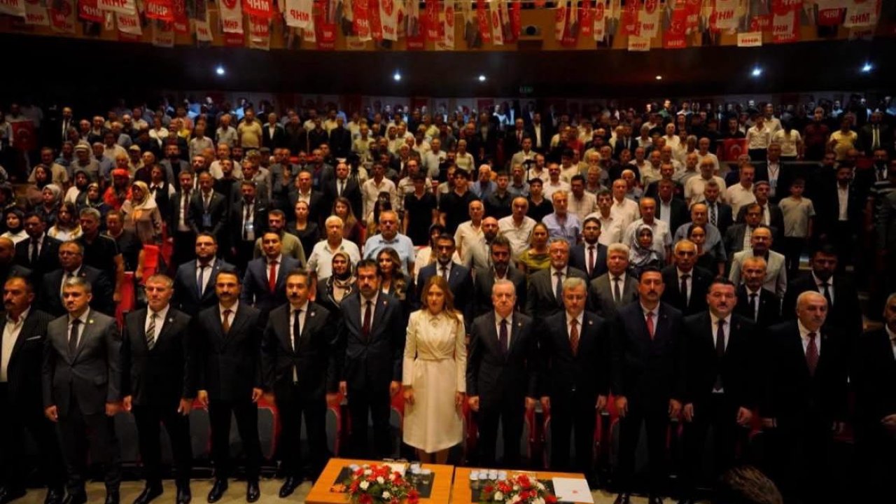 MHP Kahramanmaraş İl Başkanlığı’nda Mansur Metehan güven tazeledi